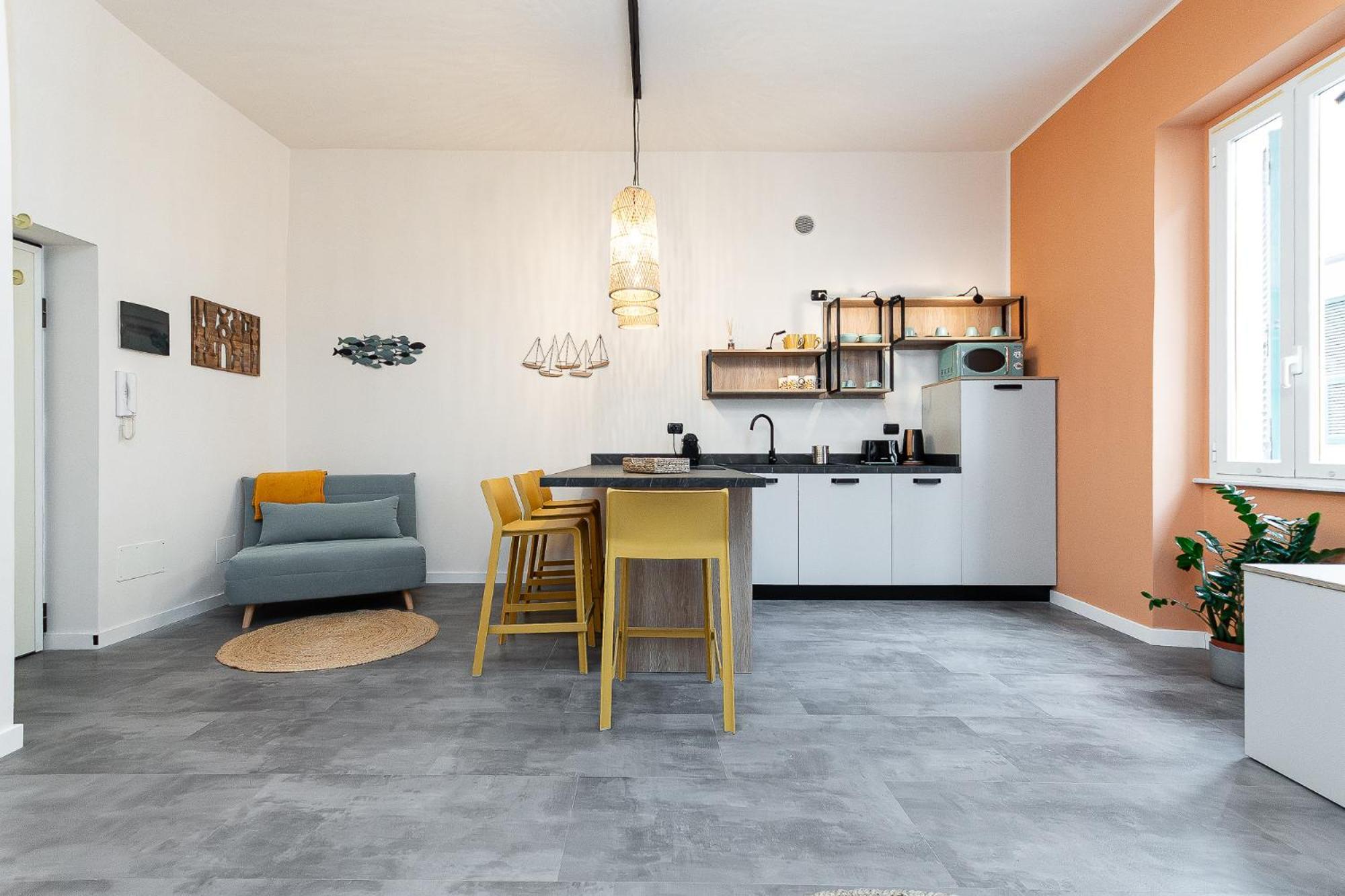Loano Centro Storico Appartamento Loft Con Parcheggioprivatogratuito Esterno foto